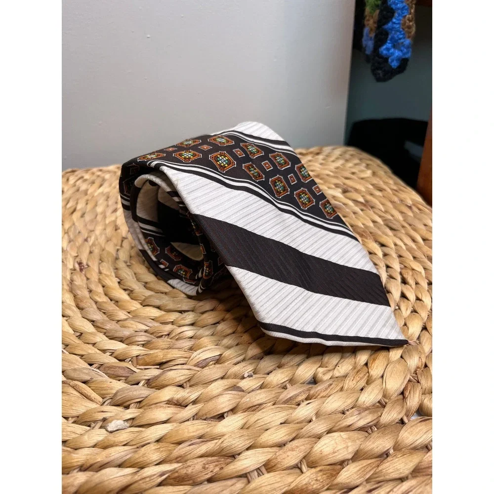 1970s Angelo Correlli Brown Orange Stripe Geometric Psychedelic Disco Mens Tie
